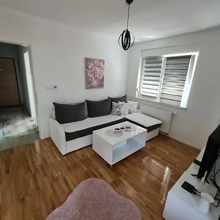 Apartman Crystal Brčko Exteriör bild